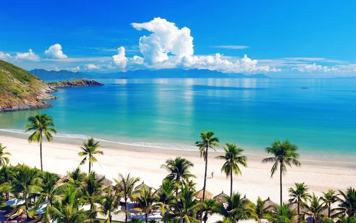 Bãi biển Nhũ Tiên Nha Trang có gì? Kinh nghiệm vui chơi hết nấc