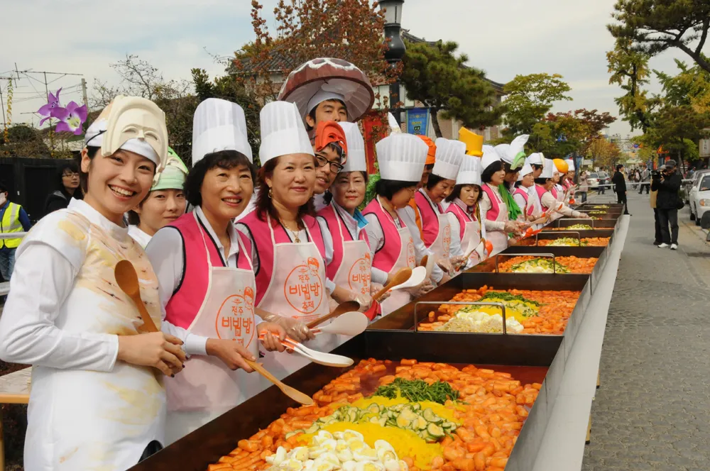 Culinary Festivals and Events: Celebrating Food in Jeonju