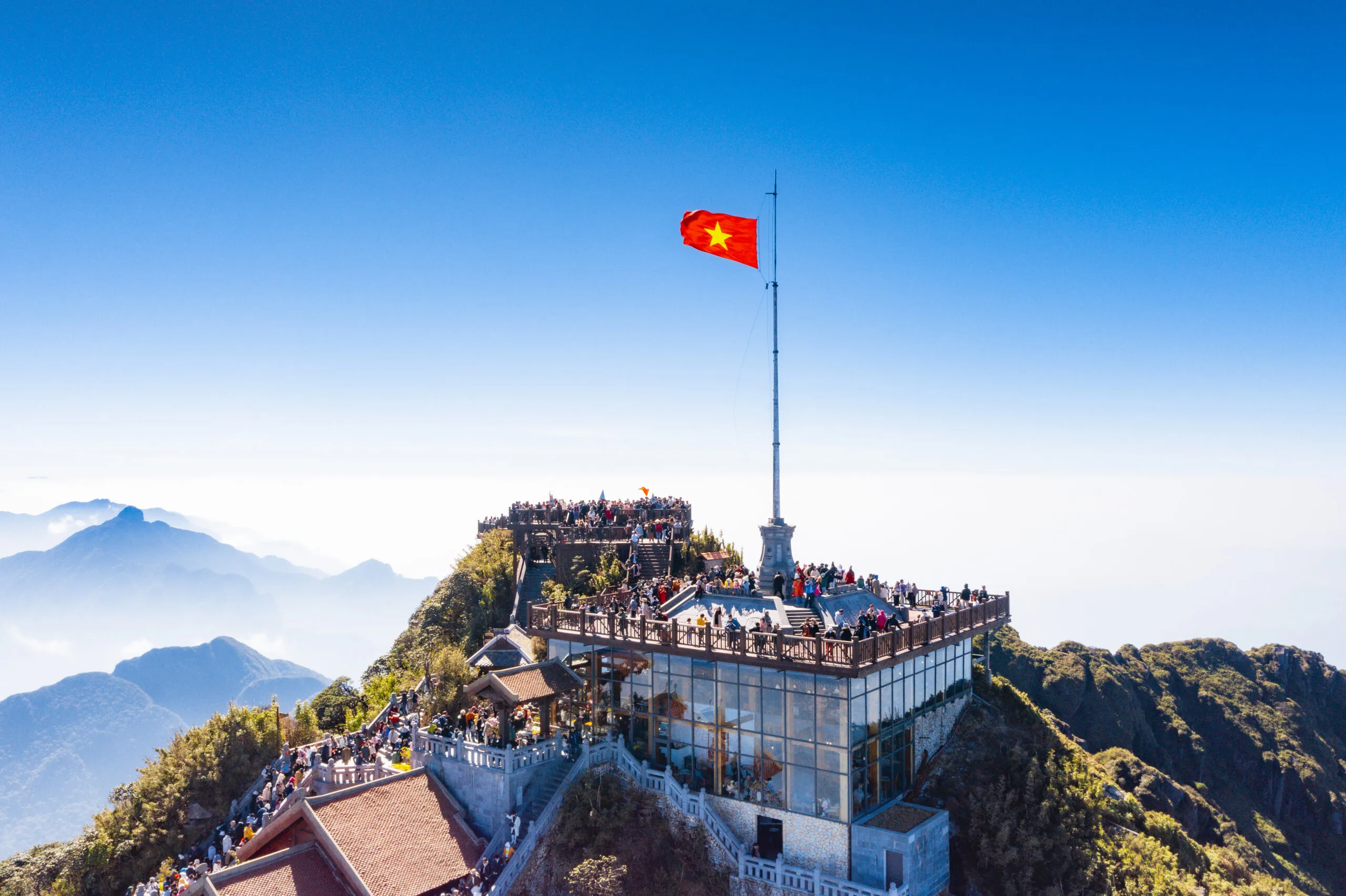 Các Tuyến Đường Leo Fansipan Phổ Biến