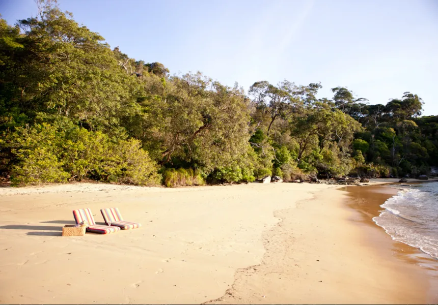 The Charm of Store Beach: Isolation by Water Access