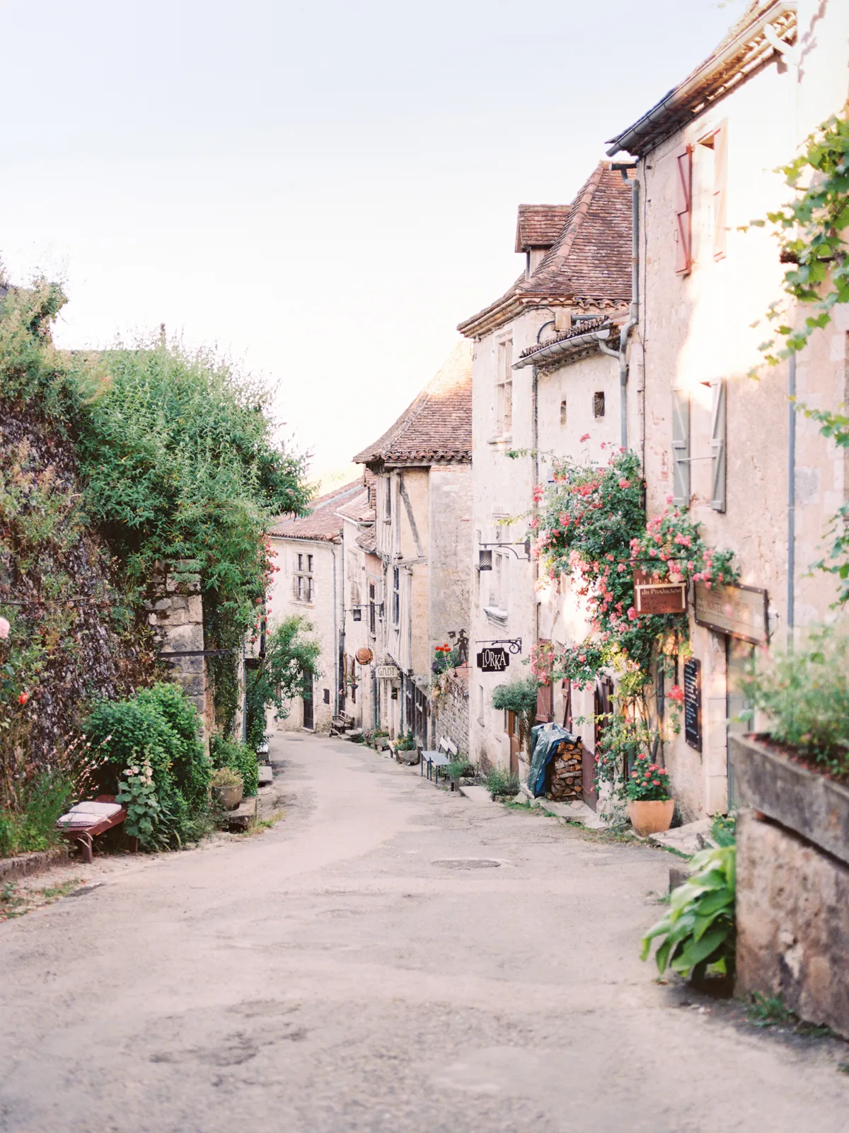 Exploring the Quaint Neighborhoods