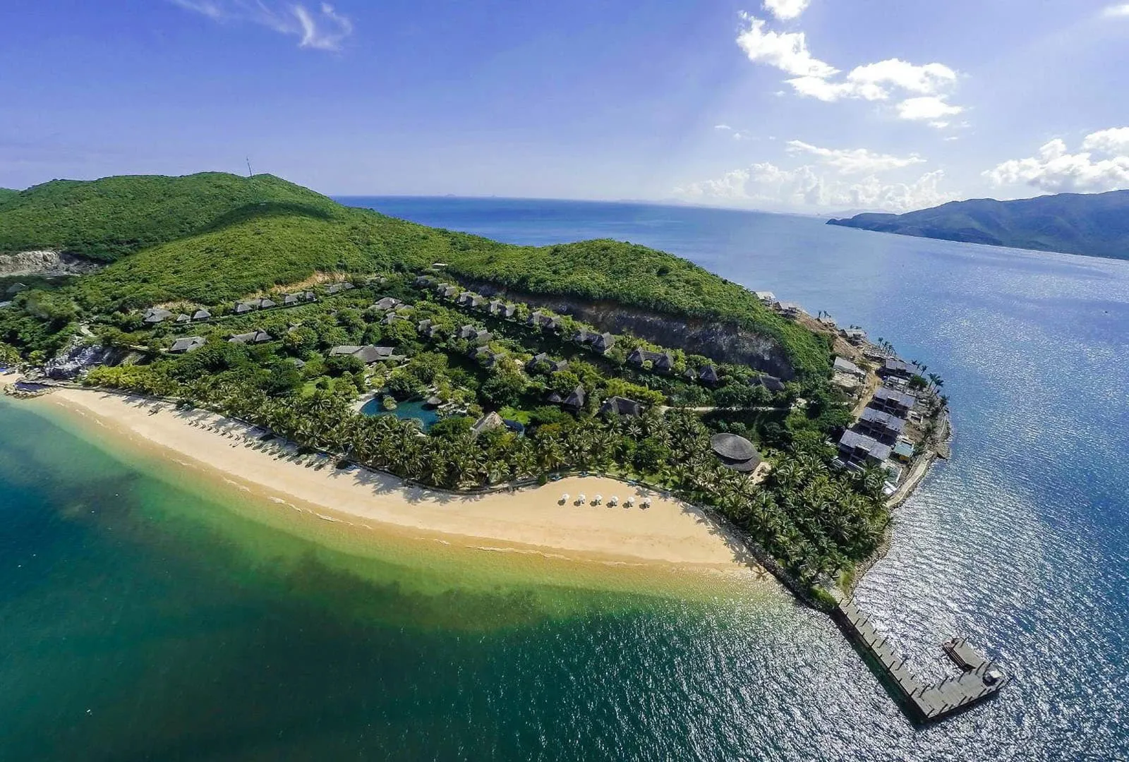 Đảo KHỈ (Hòn Lao) Nha Trang - Vương Quốc Của Các Loài Khỉ