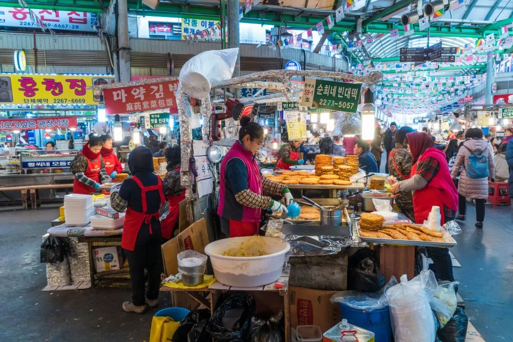Exploring Local Markets: Ingredients and Flavors