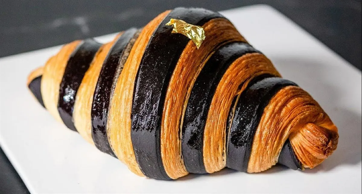 Những quán cà phê nổi tiếng với bánh croissant tuyệt hảo