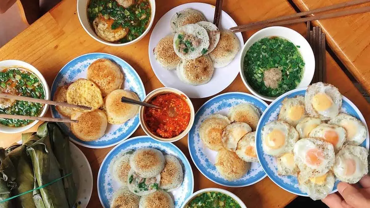 Bánh căn là gì? Bao nhiêu calo? Bánh căn ăn như thế nào?