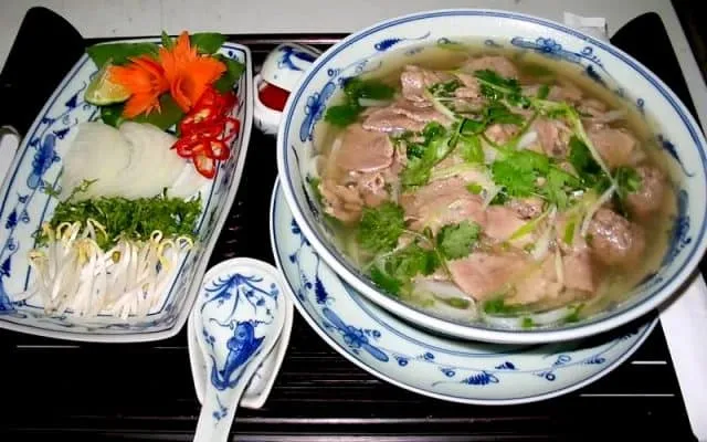 Phở Bát Đàn: Tinh Hoa Ẩm Thực Hà Nội
