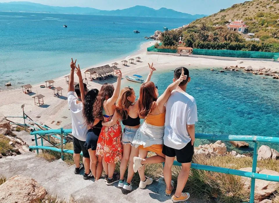 Hướng dẫn cách đi đảo Yến (Hòn Nội) Nha Trang - iVIVU.com