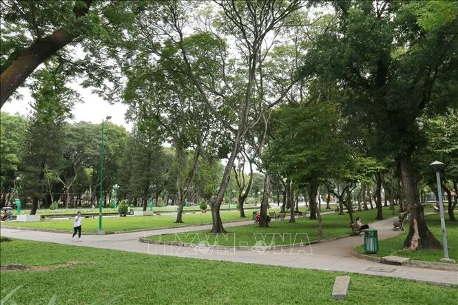 Công viên 30/4 - Không gian xanh giữa đô thị
