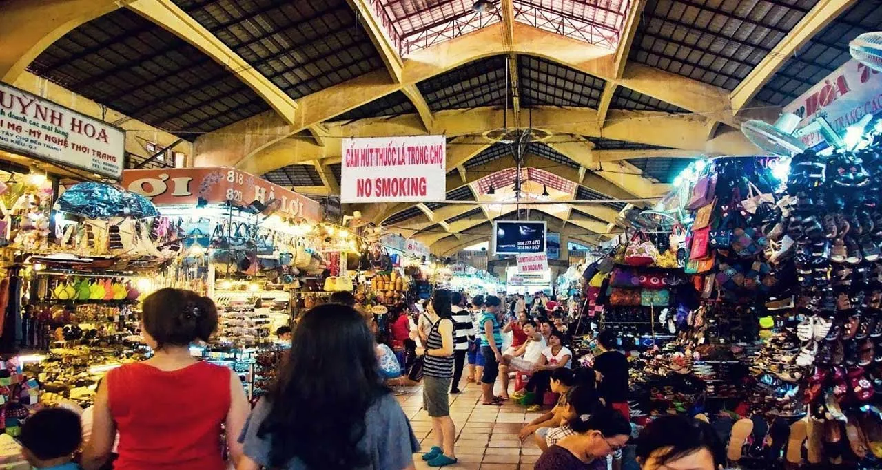 How to Get to Ben Thanh Market and When to Visit