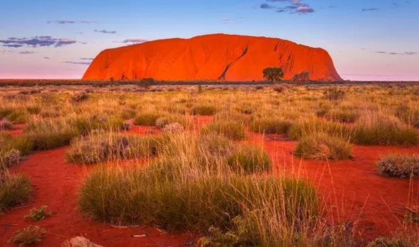 Giới thiệu về khối đá Uluru