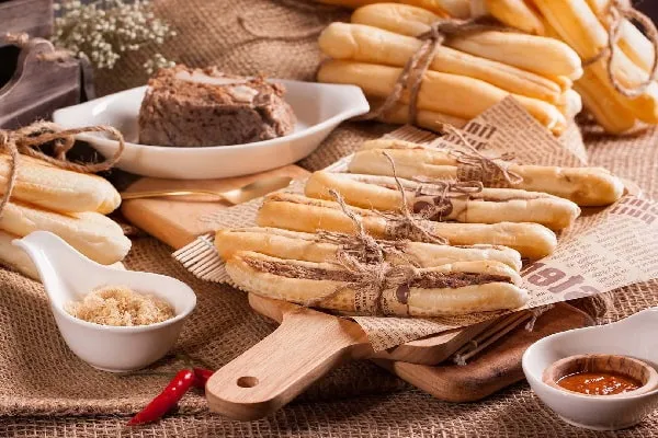Địa điểm nổi tiếng để thưởng thức bánh mì que tại Strasbourg