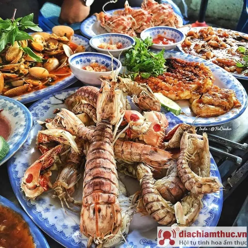 Quán Hải Minh - Địa điểm lý tưởng cho tín đồ hải sản