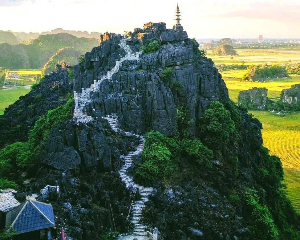 Những điểm tham quan gần Hang Múa