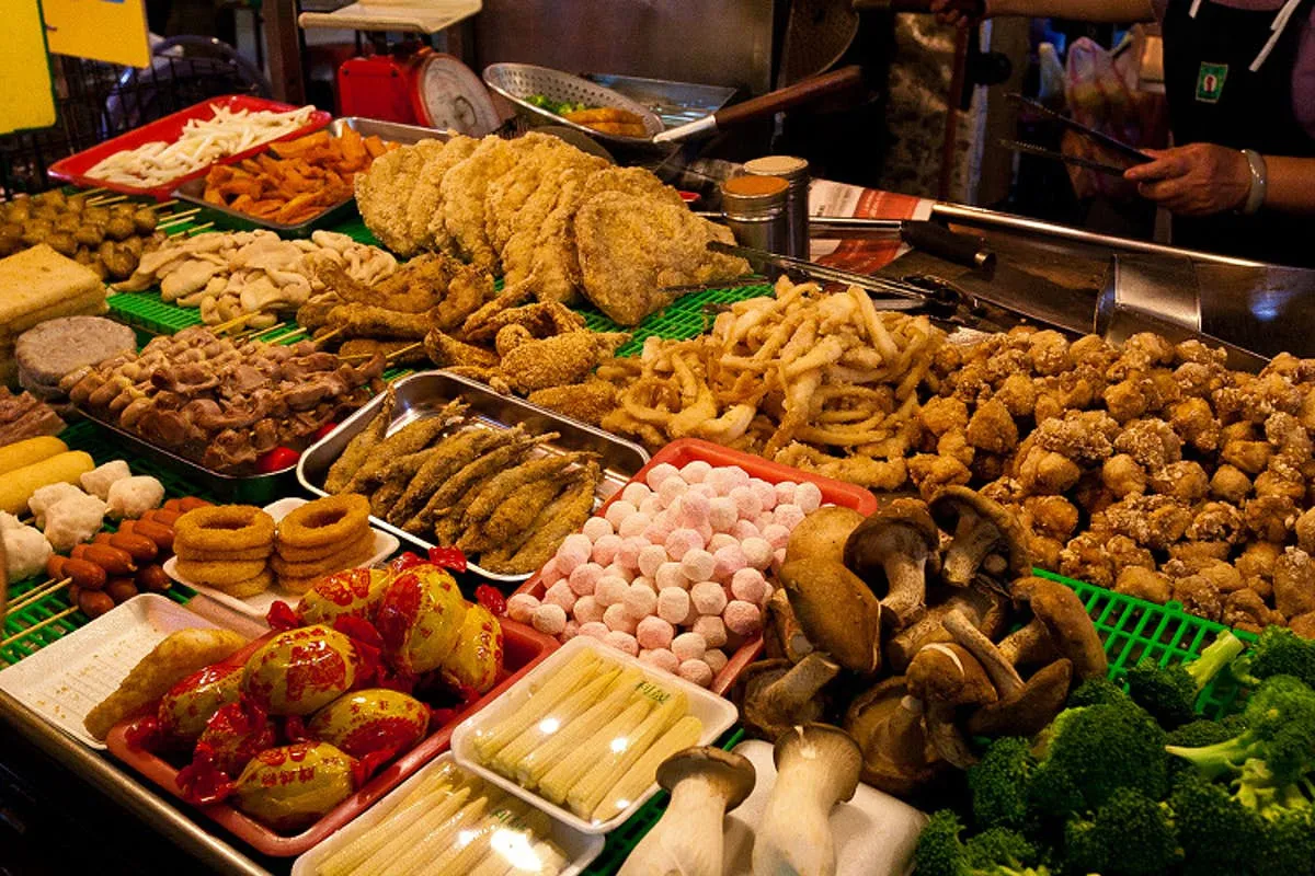 Kinh Nghiệm Thưởng Thức Ẩm Thực Đường Phố