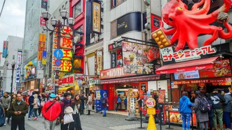 Giới thiệu về Dotonbori: Trái tim ẩm thực của Osaka