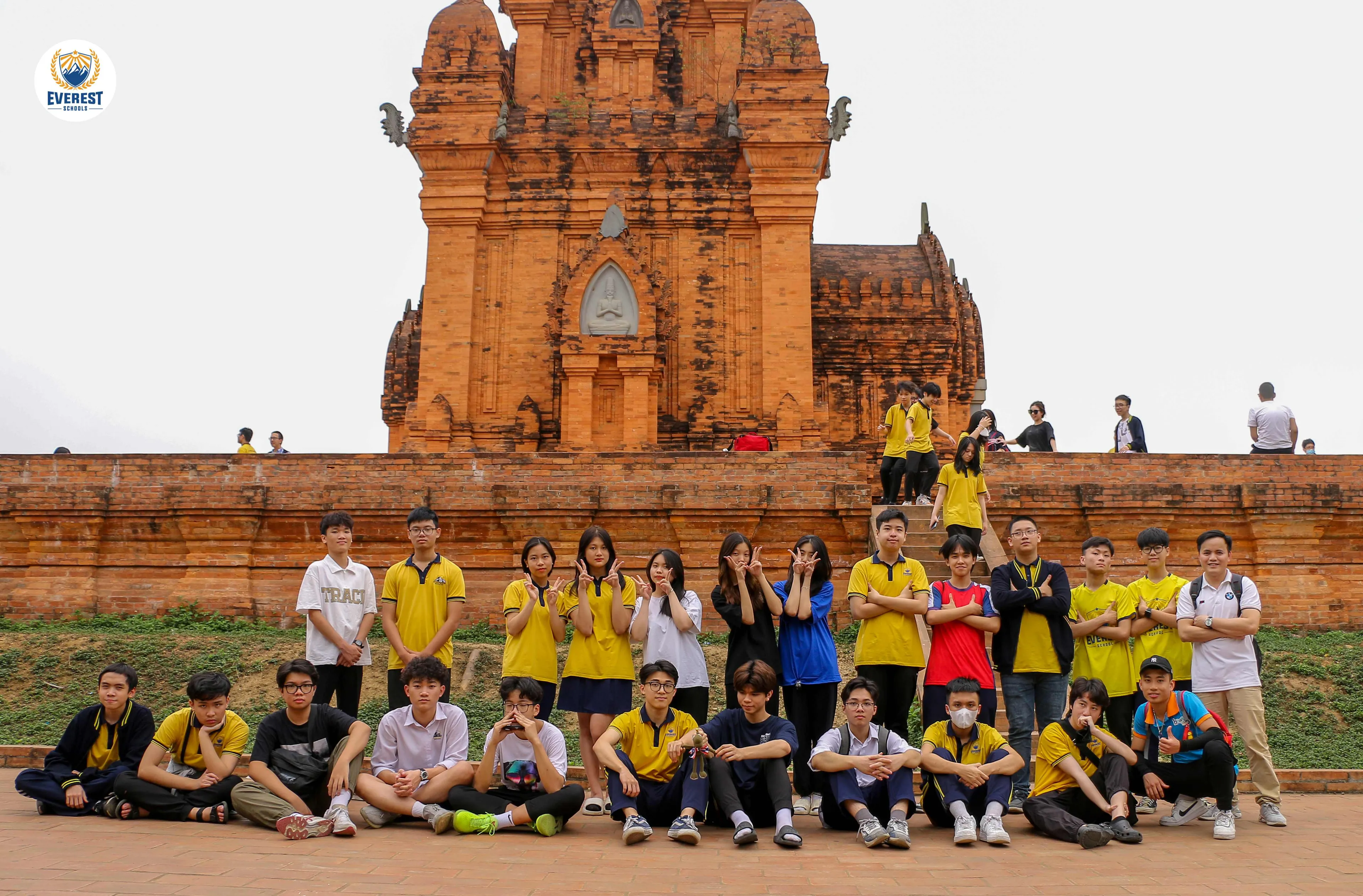 Trải Nghiệm Văn Hóa Làng Cổ Zhuge: Hành Trình Ngược Thời Gian
