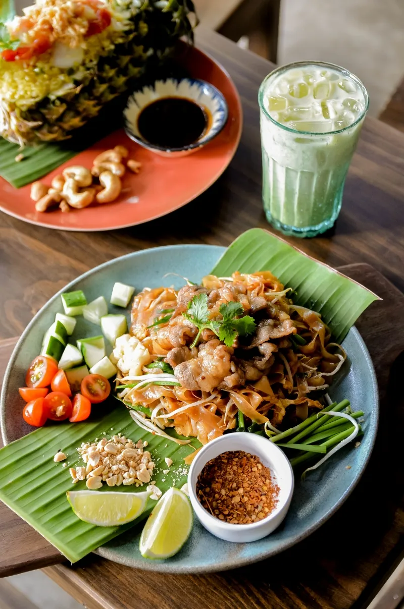 Những quầy Pad Thai nổi bật tại chợ đêm