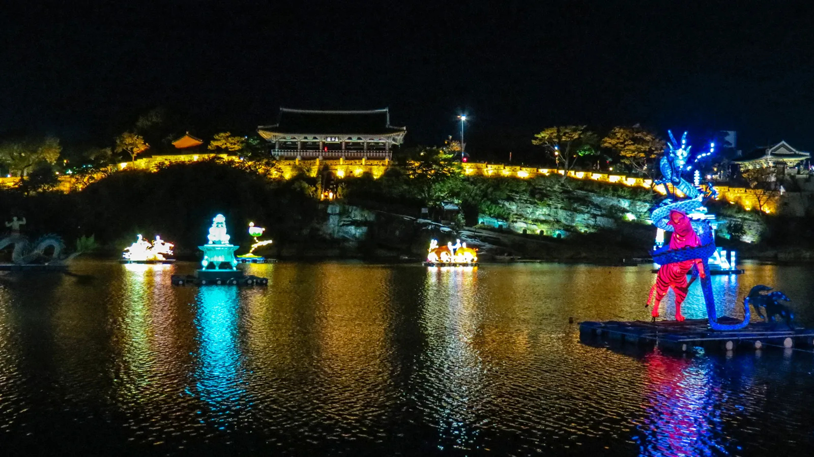 Exploring Jinju: Must-See Sights Beyond the Festival