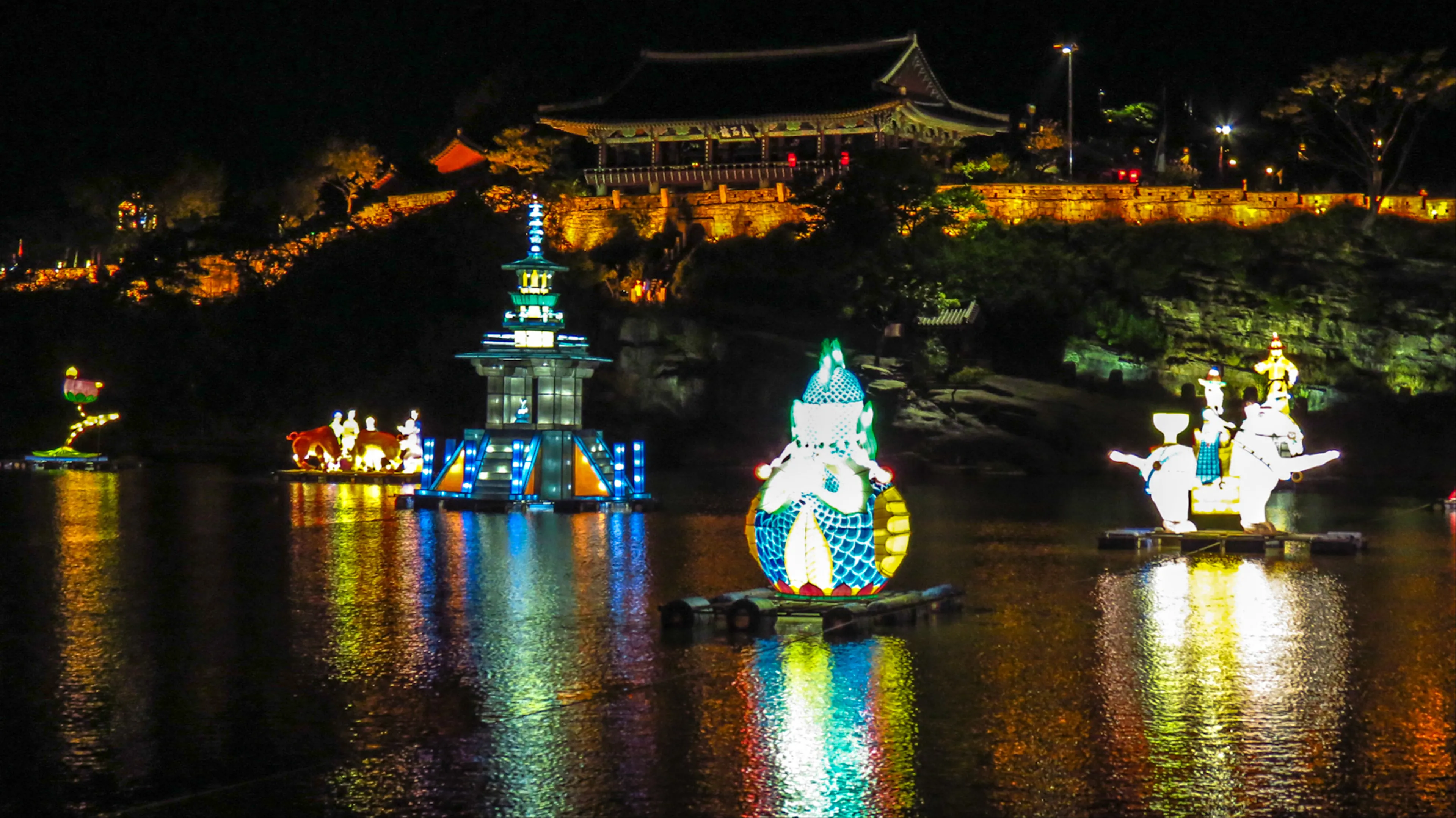 Discover the Enchanting Lanterns of Jinju Namgang Yudeung Festival