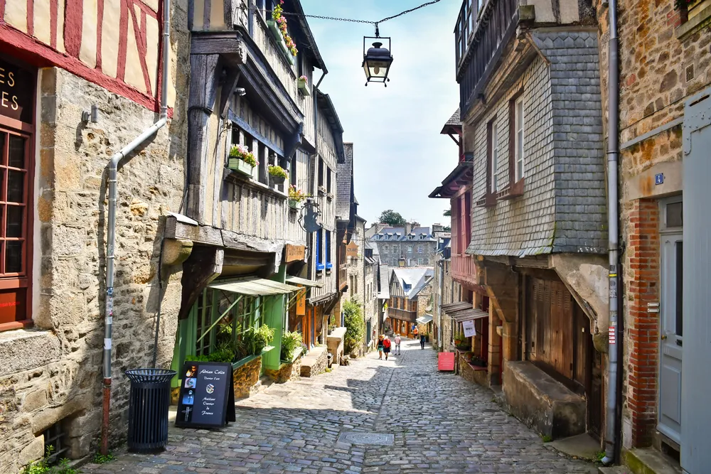 The Architectural Wonders of Dinan