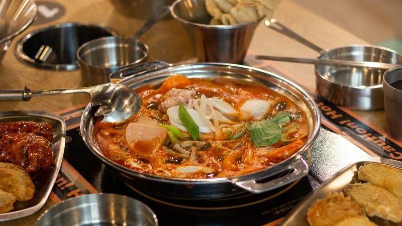 Trải nghiệm thưởng thức Tteokbokki tại Myeongdong