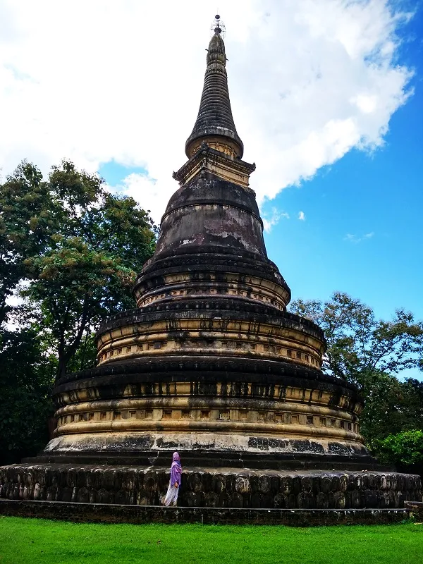 Wat Umong - ngôi chùa có đường hầm 700 tuổi ở Chiang Mai