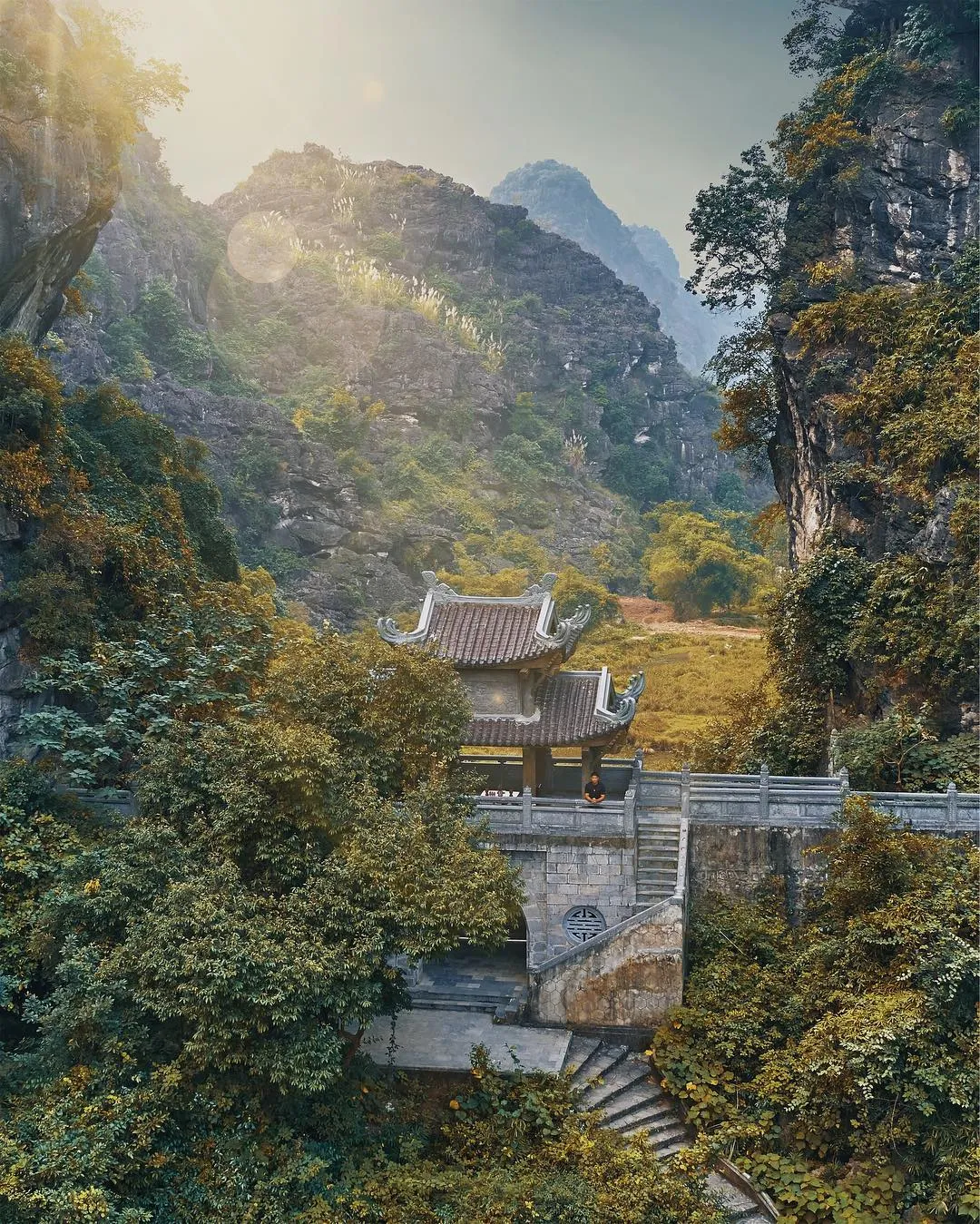 Check in tại động am tiêm