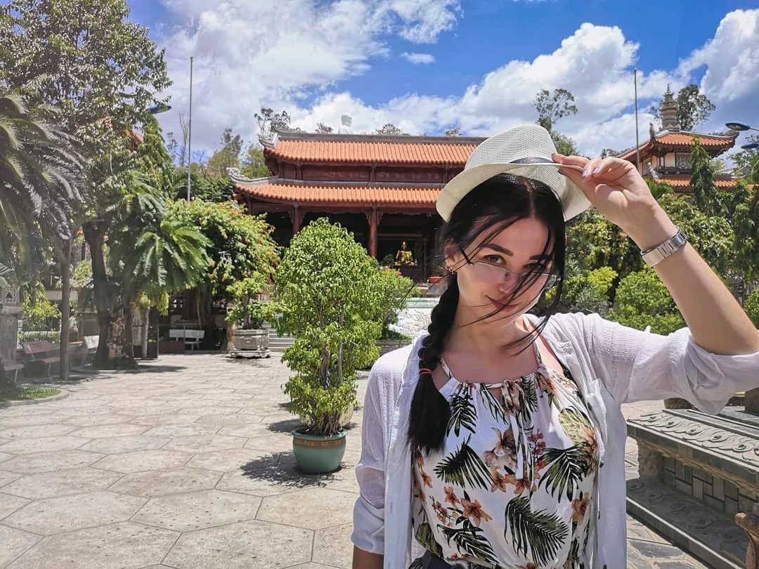 Đến chùa Long Sơn Nha Trang checkin tượng Phật khổng lồ - HaloTravel