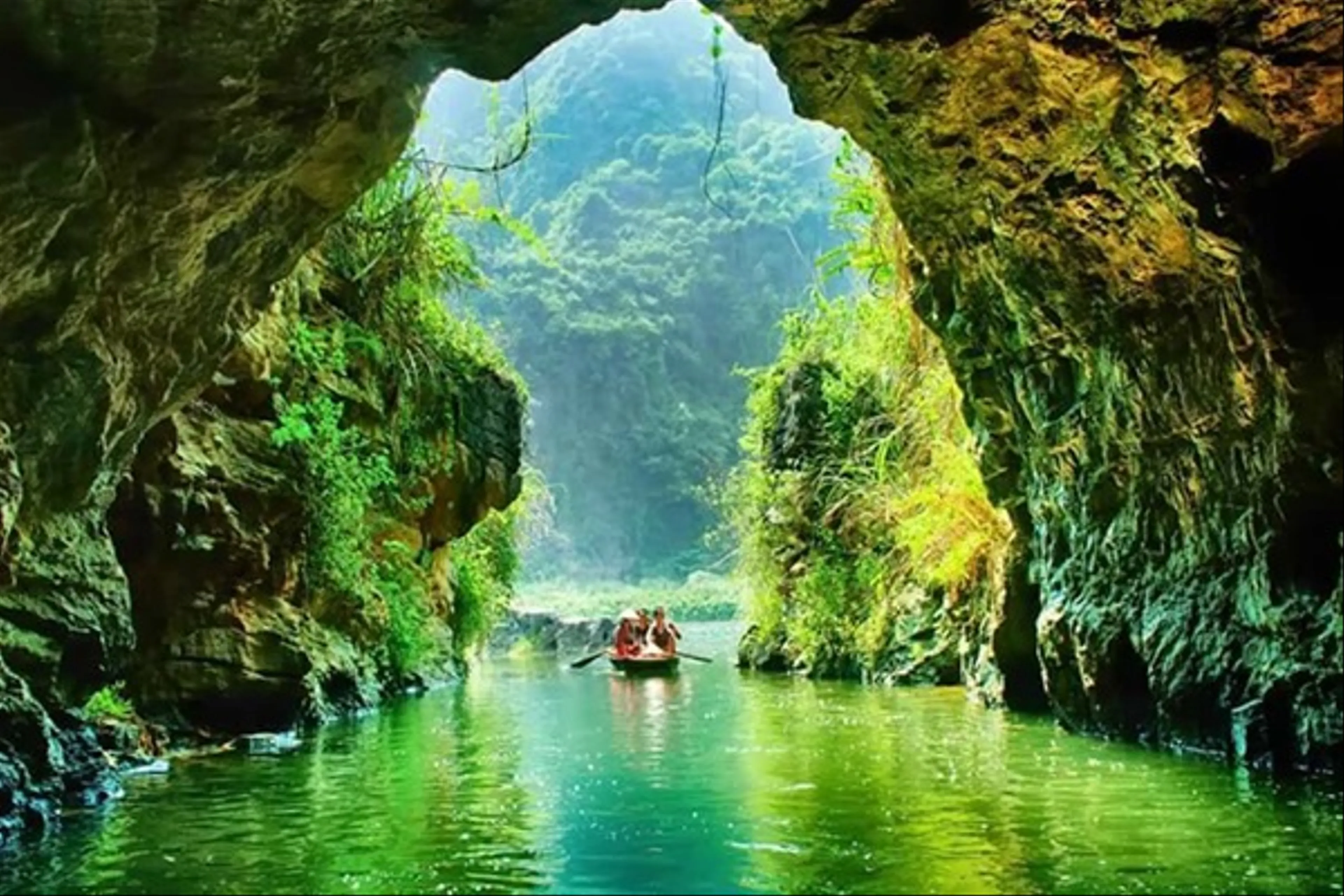 Discover the Enchanting Cave Temples of Ninh Binh: A Journey Through Time