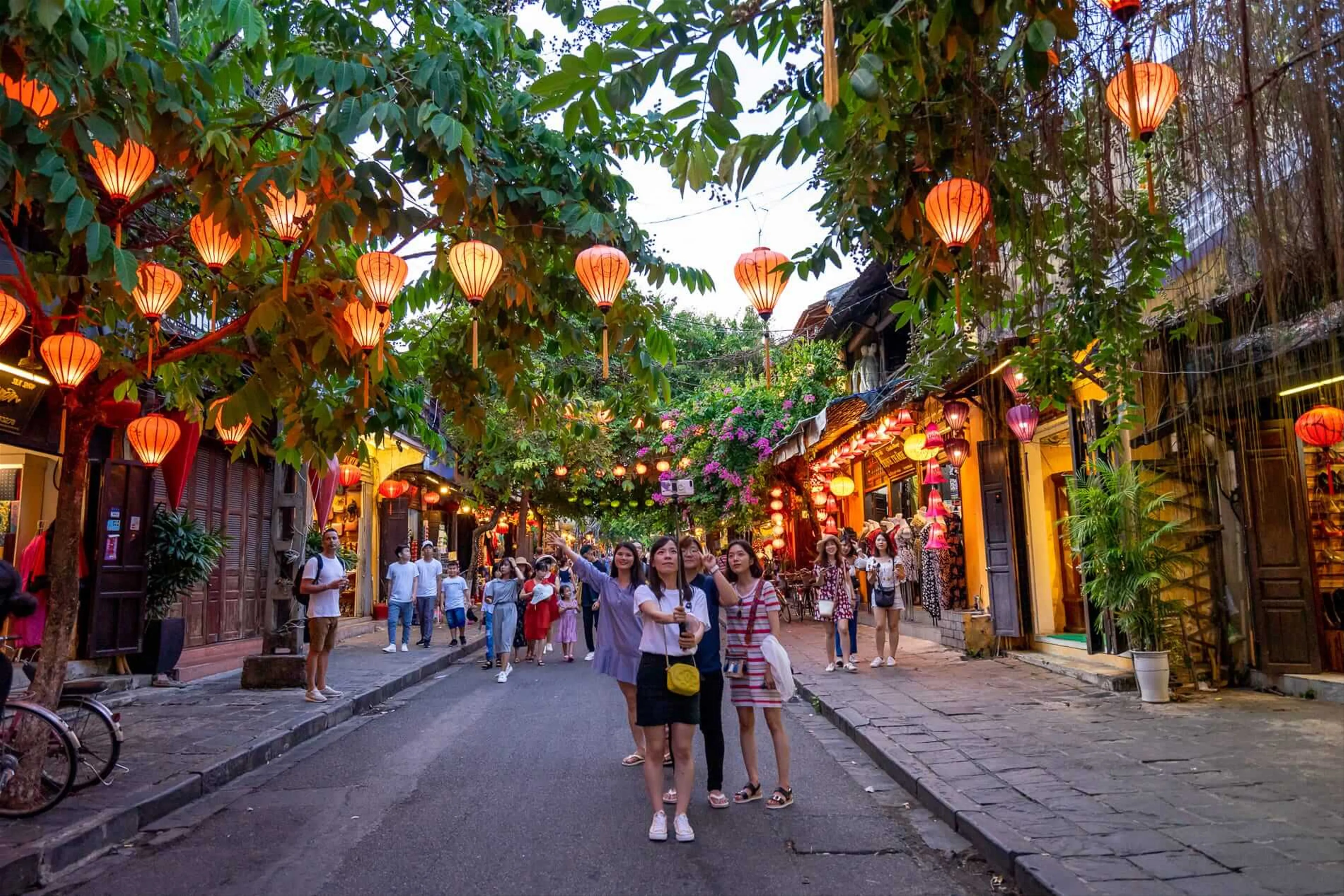Unveiling the Mysteries of Hoi An's Ancient Streets: A Cultural Journey