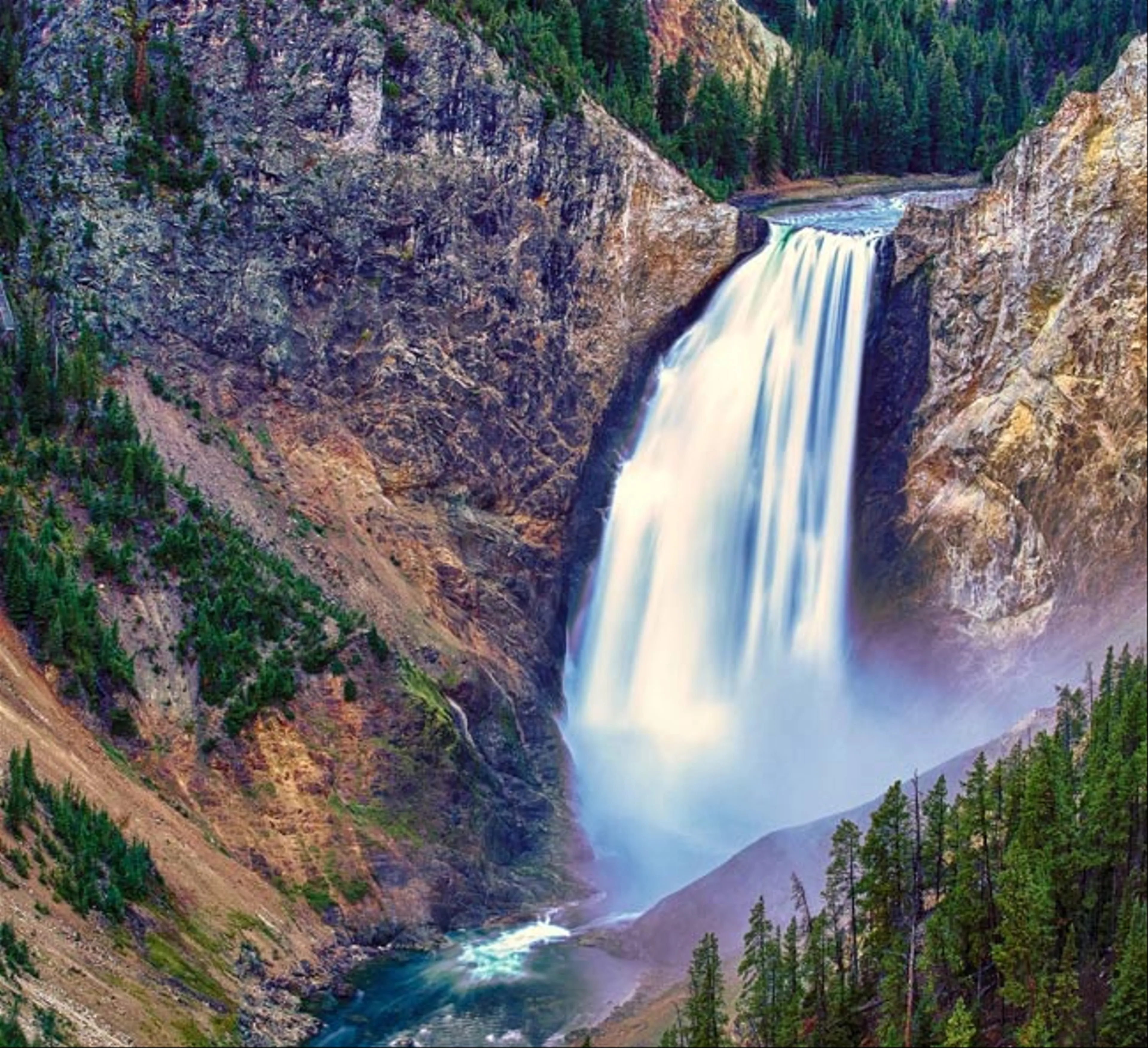 Trekking Vườn Quốc Gia Yellowstone: Bí Kíp Khám Phá Thiên Nhiên Hoang Dã