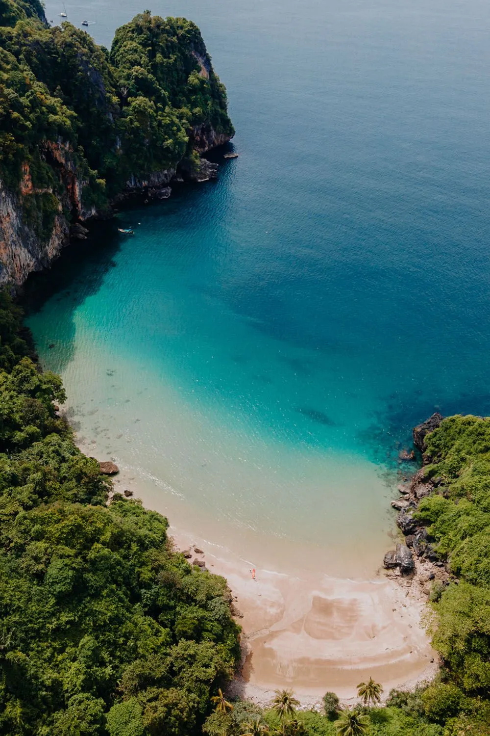 Introduction to Koh Lanta: A Secluded Paradise