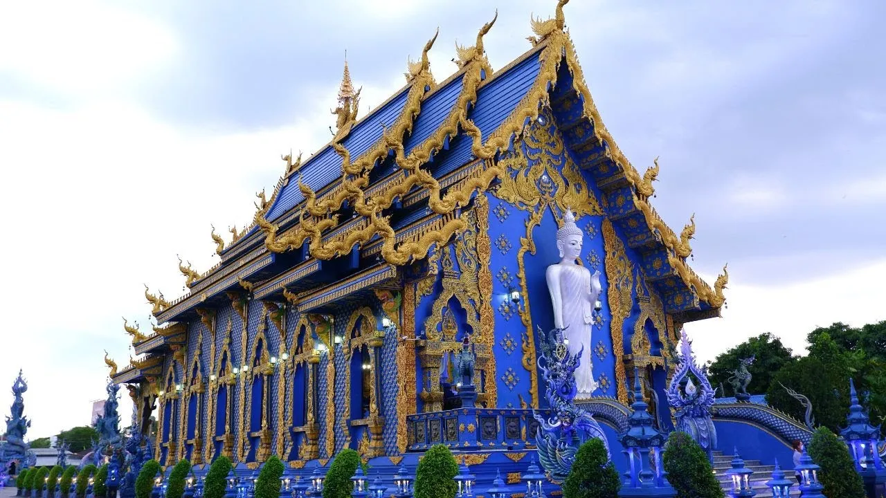 Architectural Wonders: Exploring the Temple's Intricacies