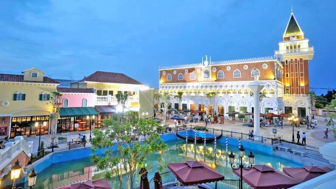 Visit The Venezia Hua Hin Destination Thailand - Datascrip Tour - YouTube