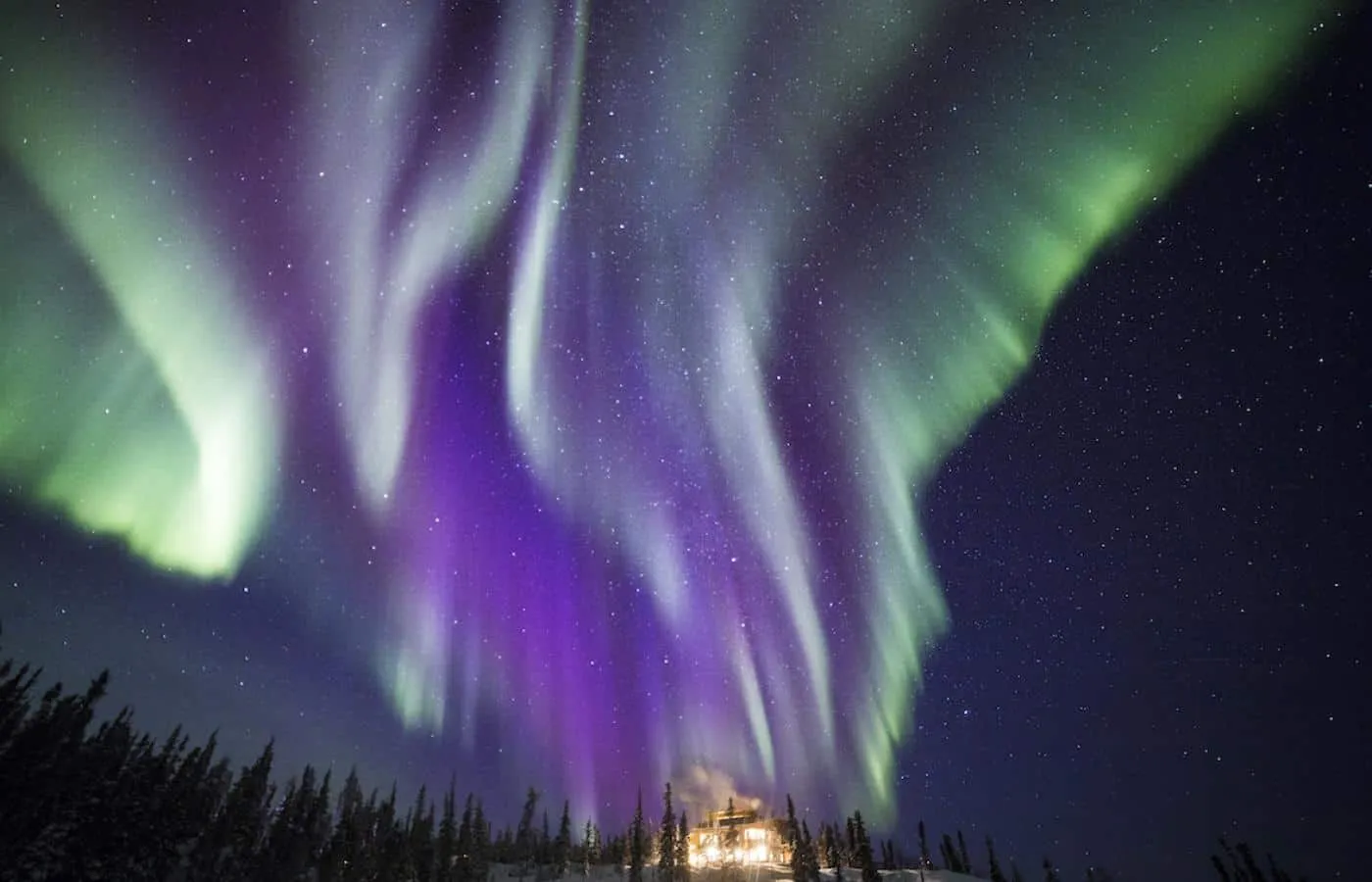 Các điểm ngắm cực quang nổi bật ở Yellowknife