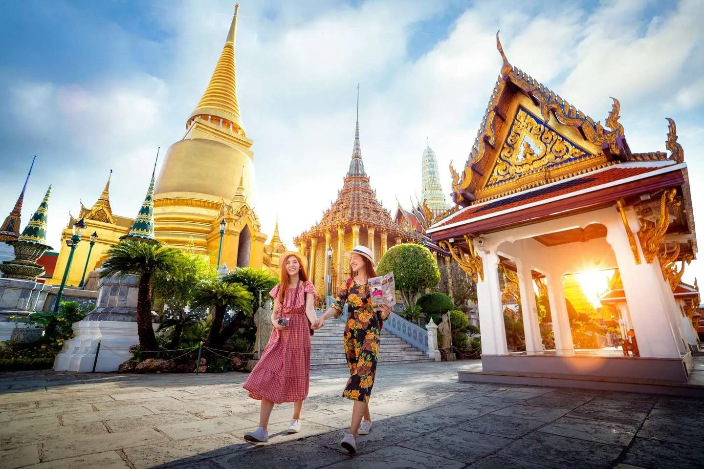 Chụp ảnh đẹp với khung cảnh chợ nổi sôi động