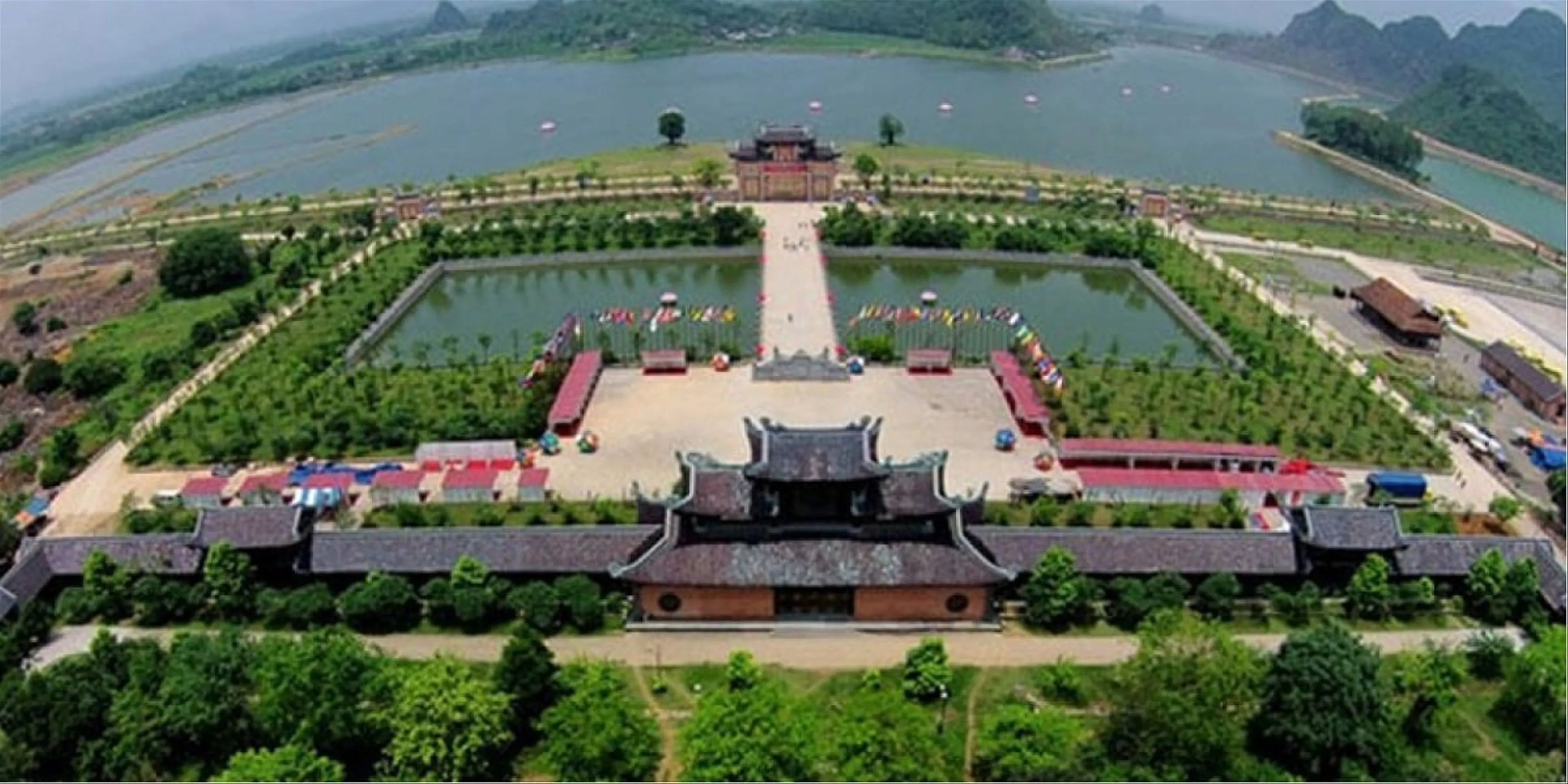 Tour du lịch Tràng An - Bái Đính 1 ngày