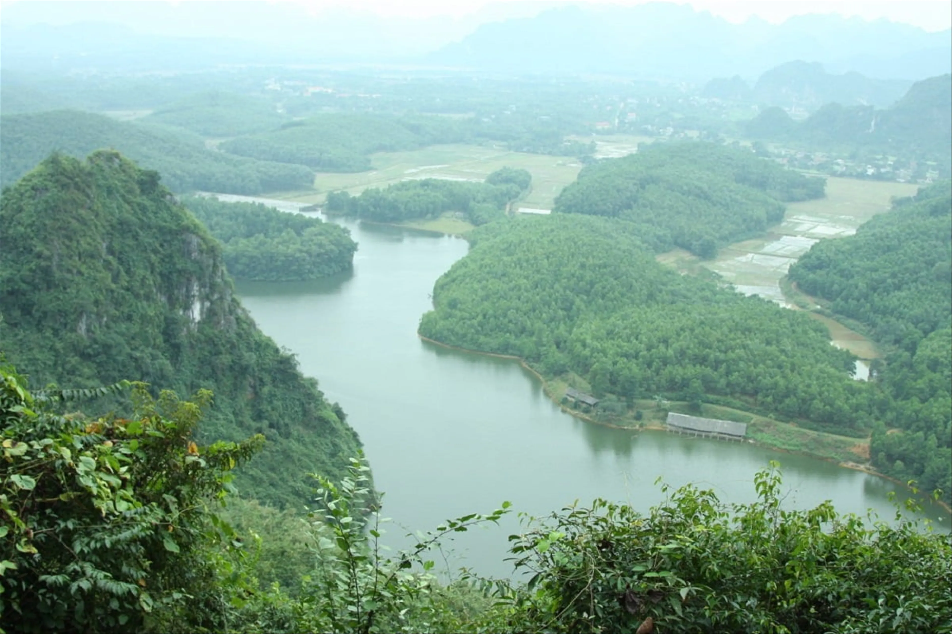 Tour du lịch Đầm Đa - Chùa Tiên - Động Tiên khởi hành từ Hà Nội