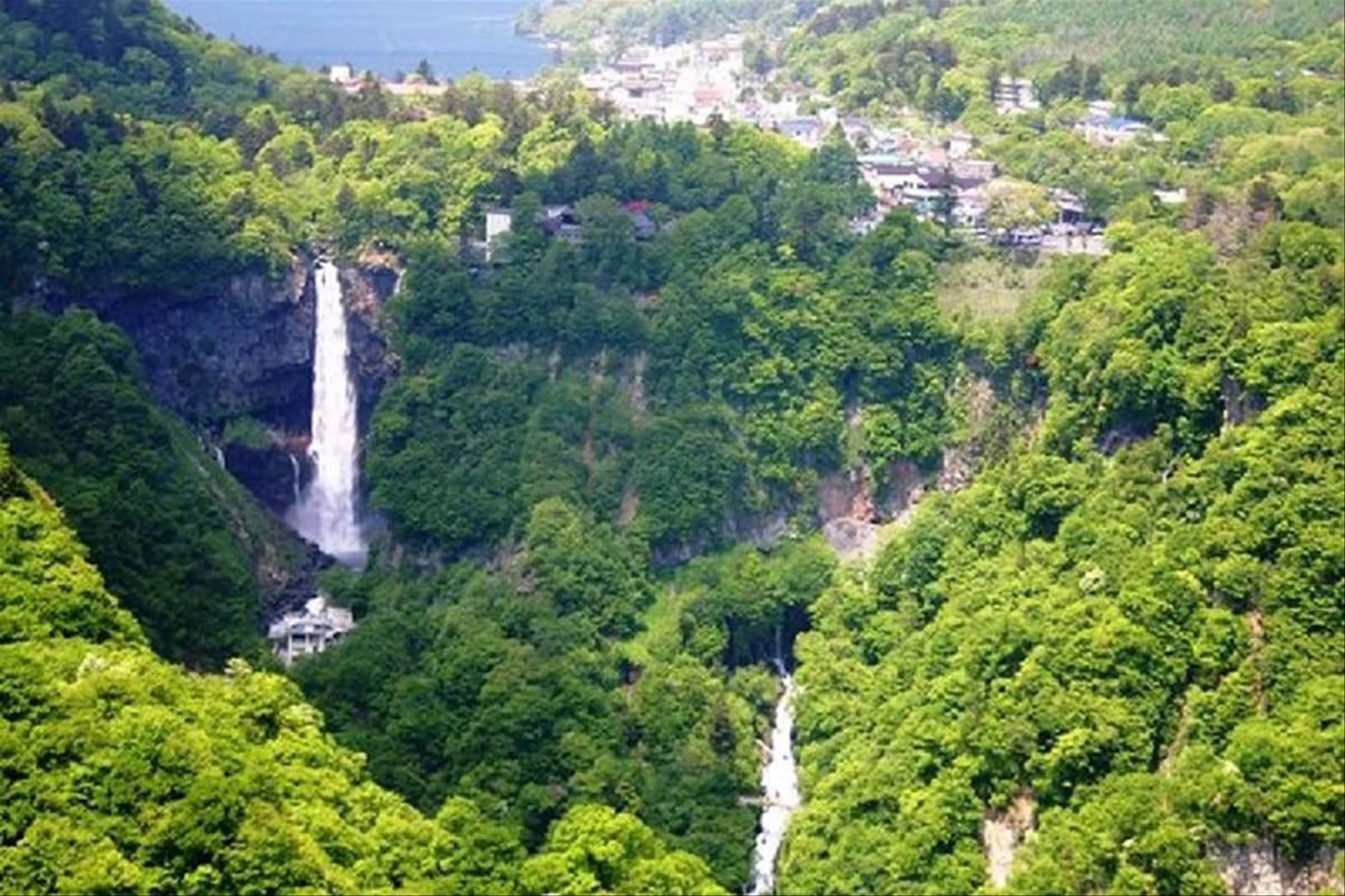 Tour tham quan Nikko trong ngày bằng xe bus: Di sản Thế giới Nikko Toshogu, Hồ Chuzenji, Thác Kegon