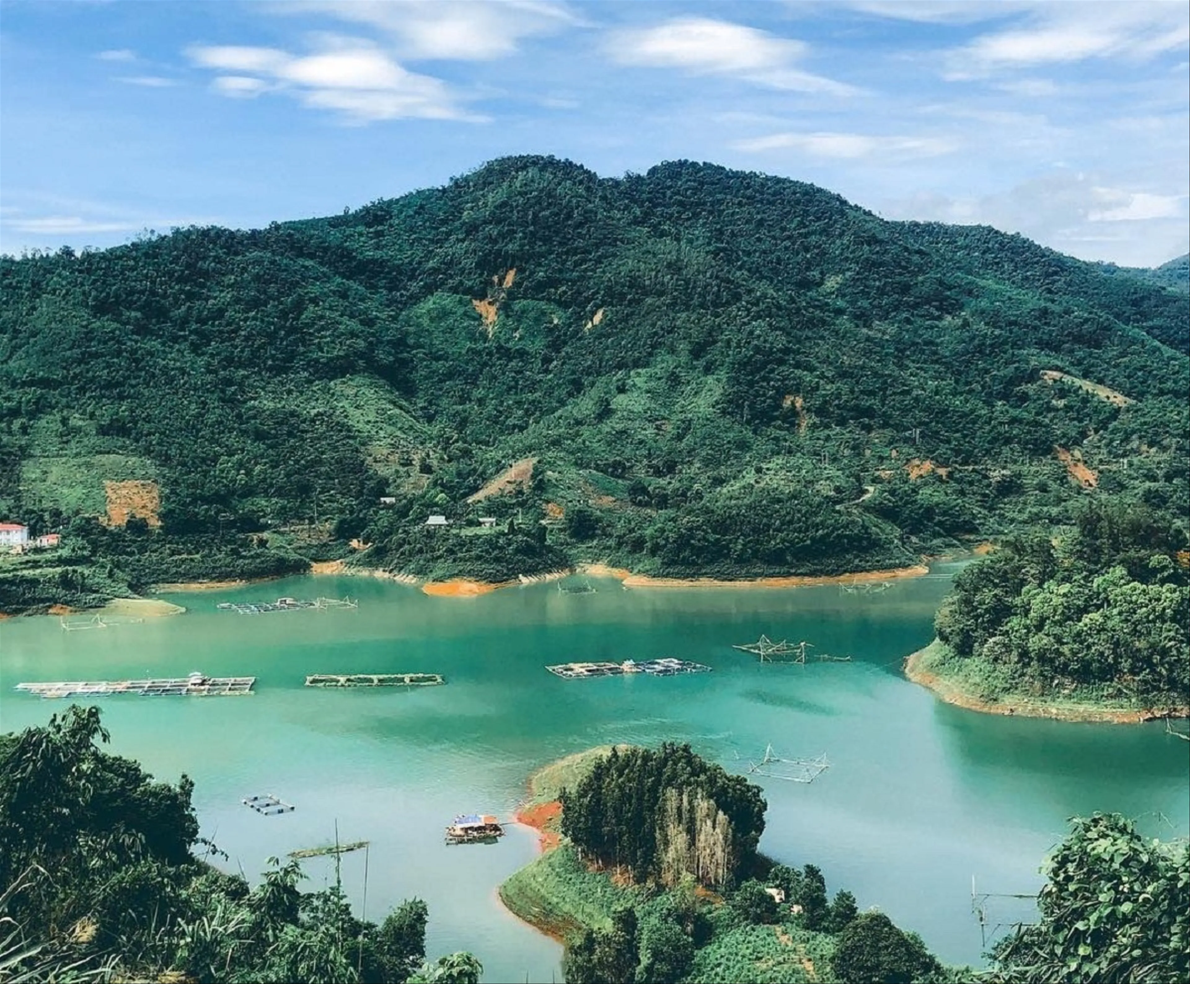Tour du lịch tâm linh Đền Chúa Thác Bờ