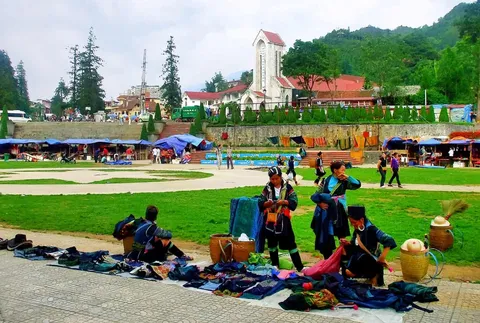 Chợ tình Sapa