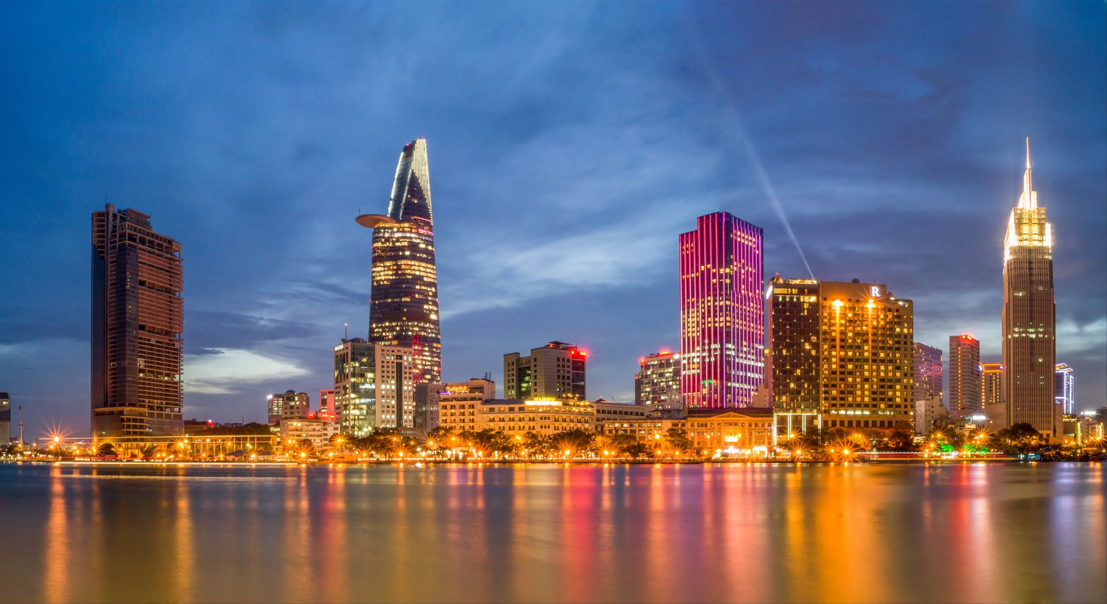 Ho Chi Minh City Nightlife: The Top 6 Best Bars 