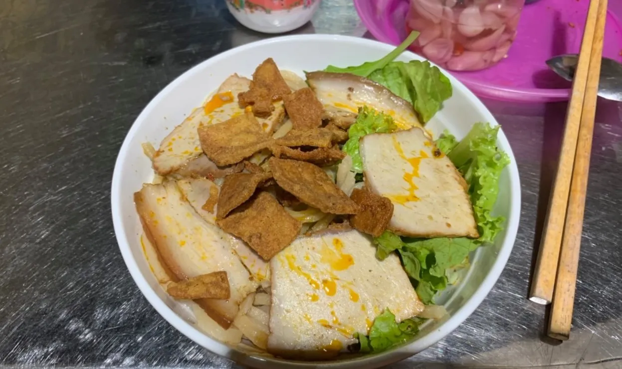 Cao Lau