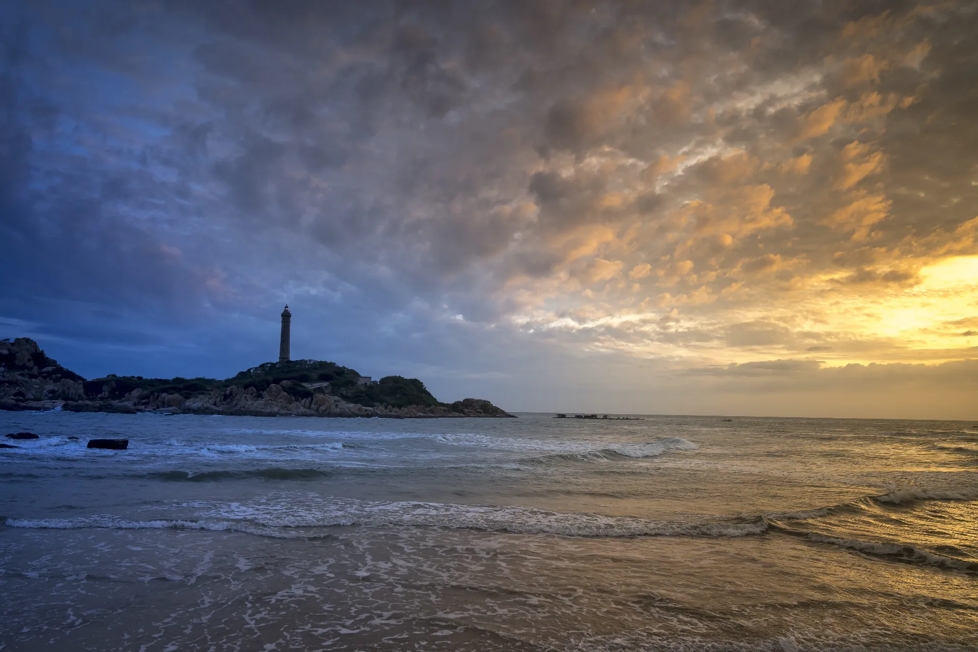 Hon Khoai Lighthouse