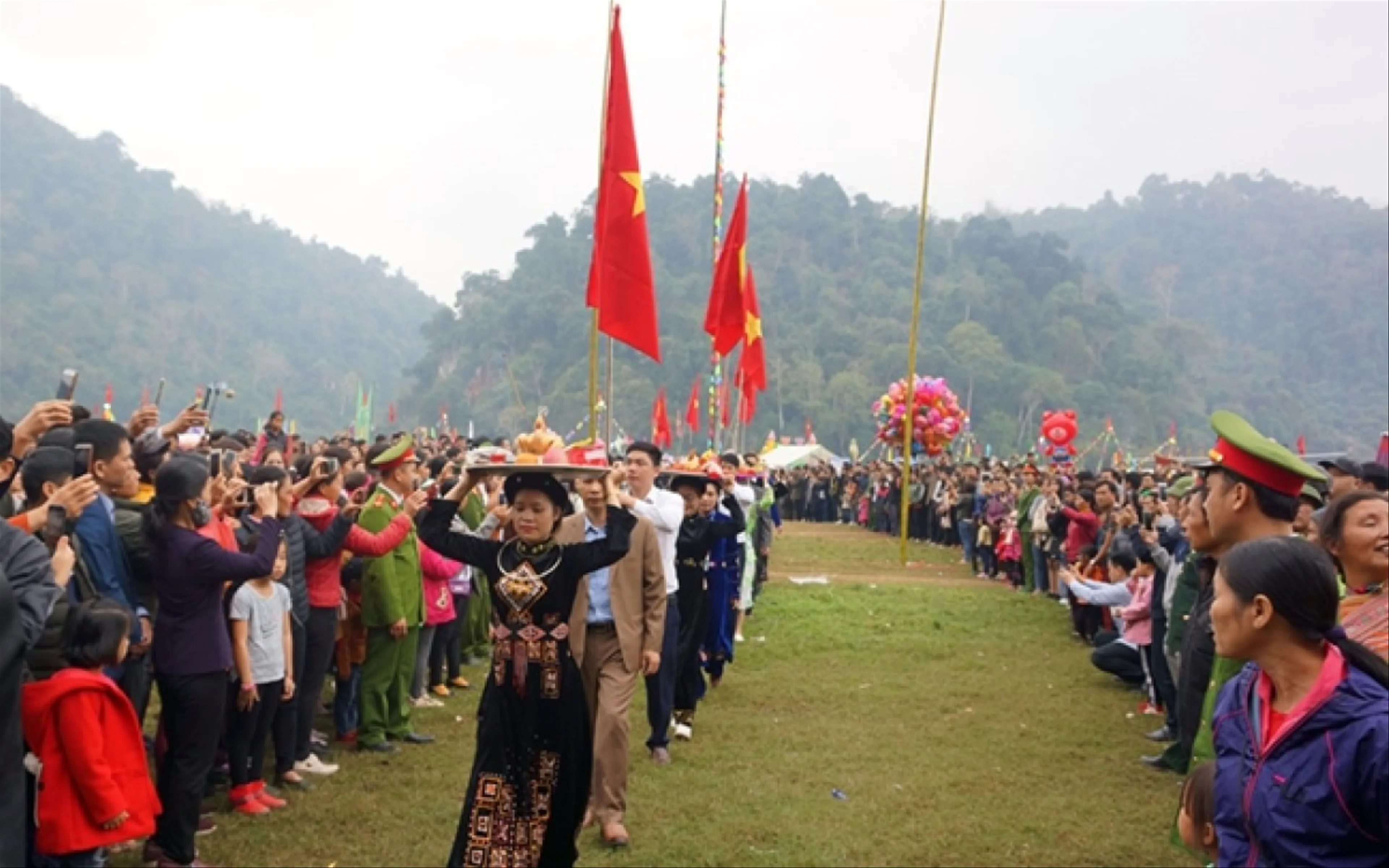 Khám phá các lễ hội truyền thống ở Bắc Kạn