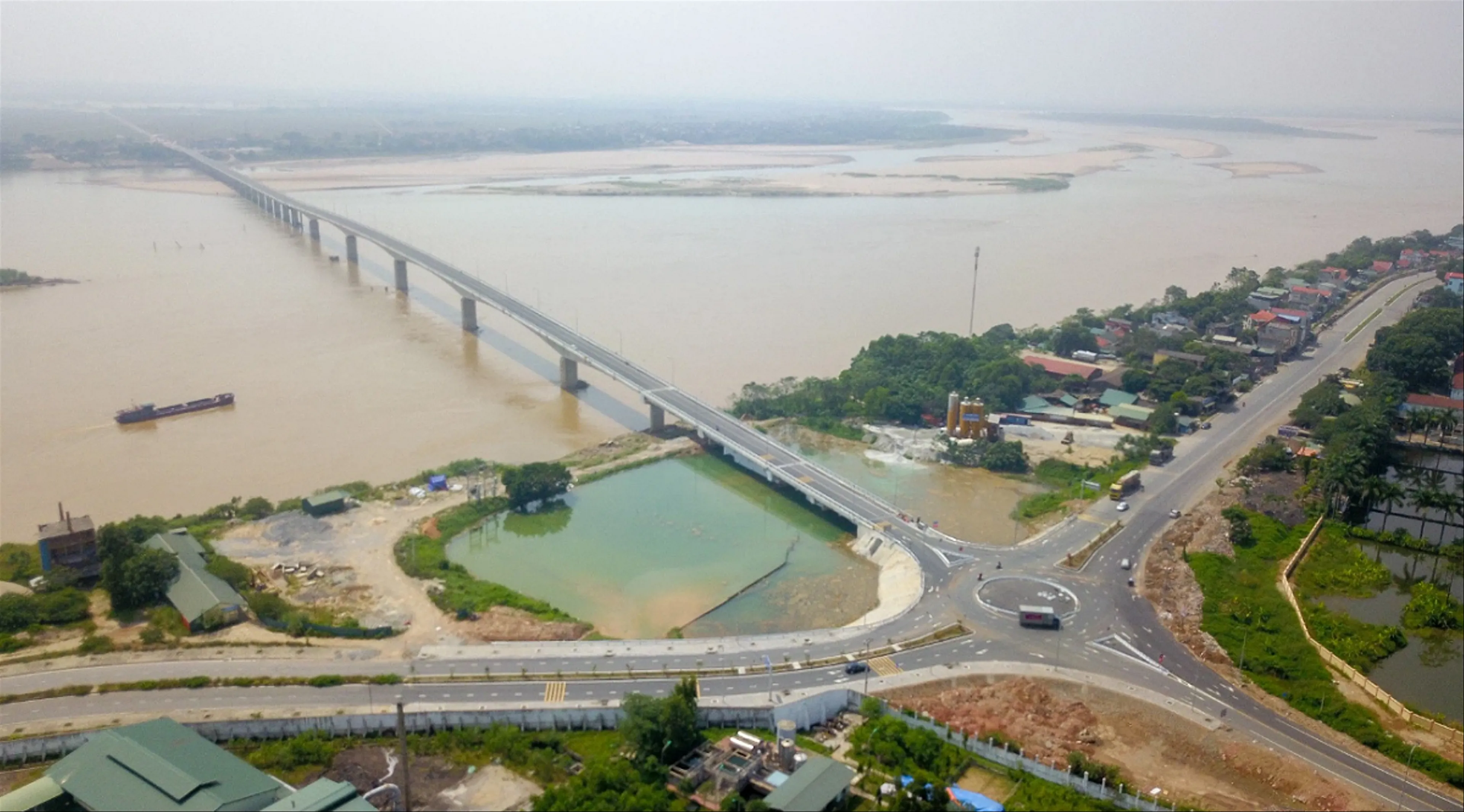 Kinh nghiệm du lịch Đền Hùng: Hướng dẫn đi, sắm lễ và vui chơi