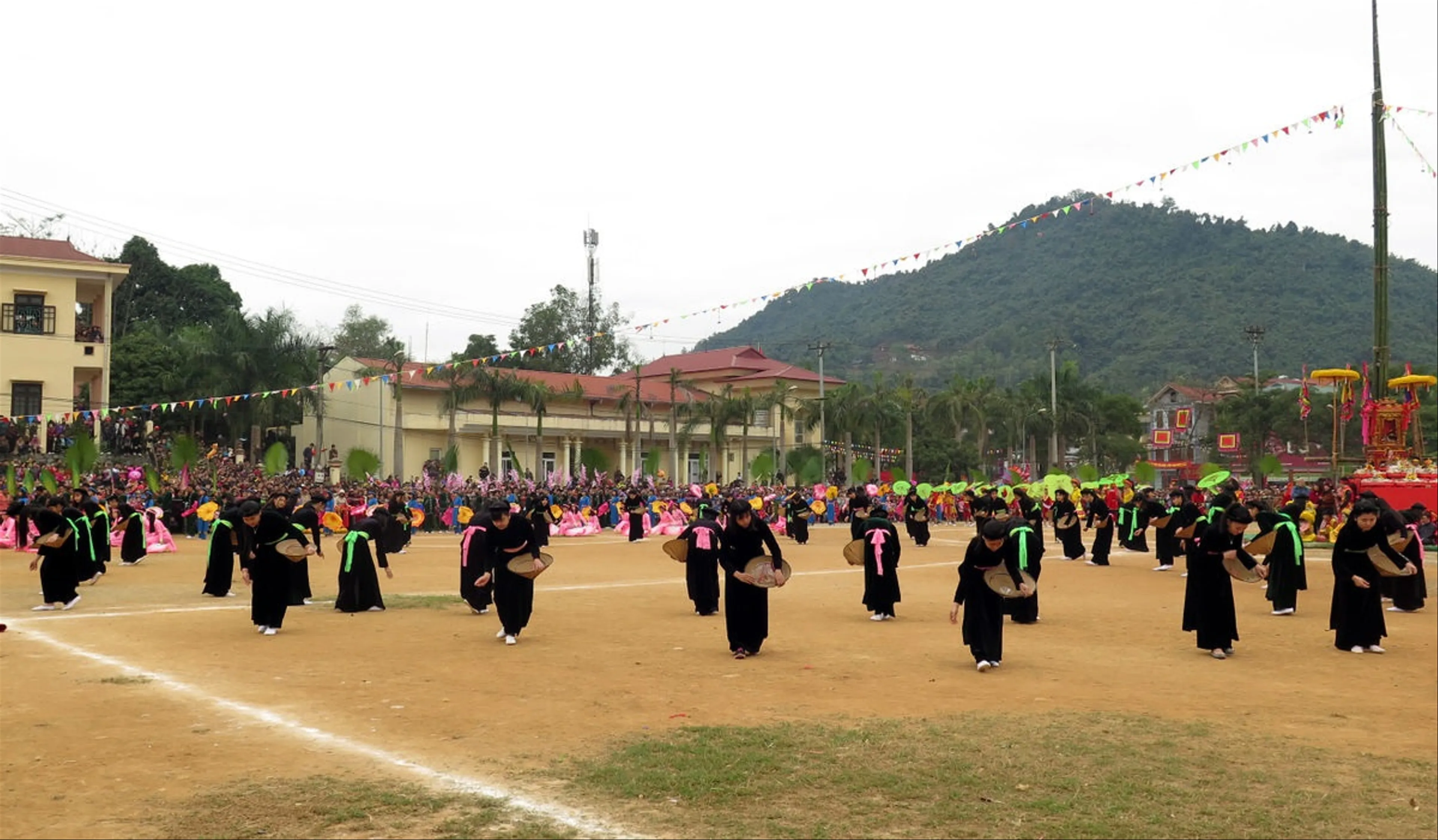 7 lễ hội truyền thống của Tuyên Quang
