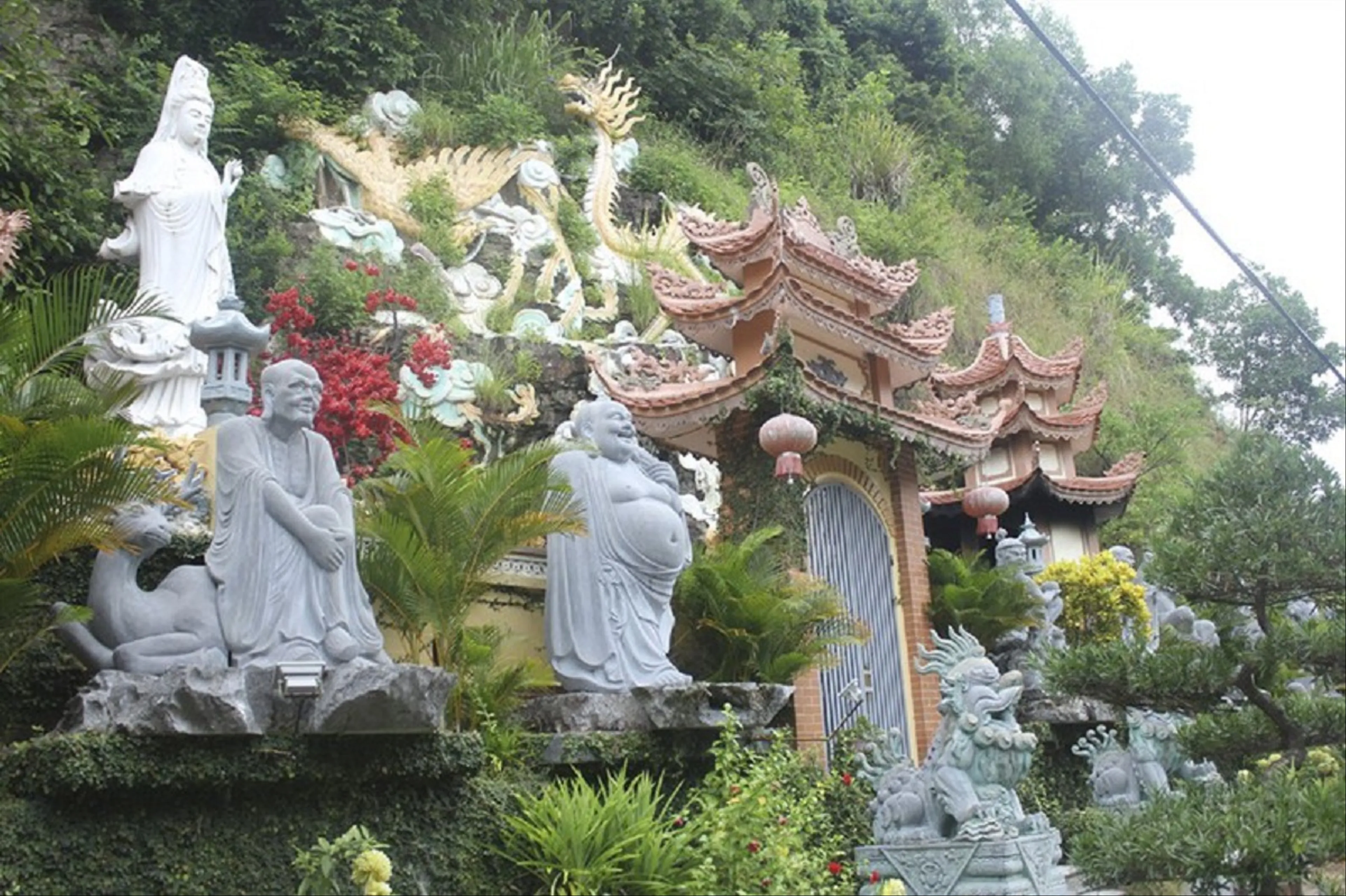 Chùa Hang Đồ Sơn - Chốn tâm linh tĩnh lặng nơi phố biển