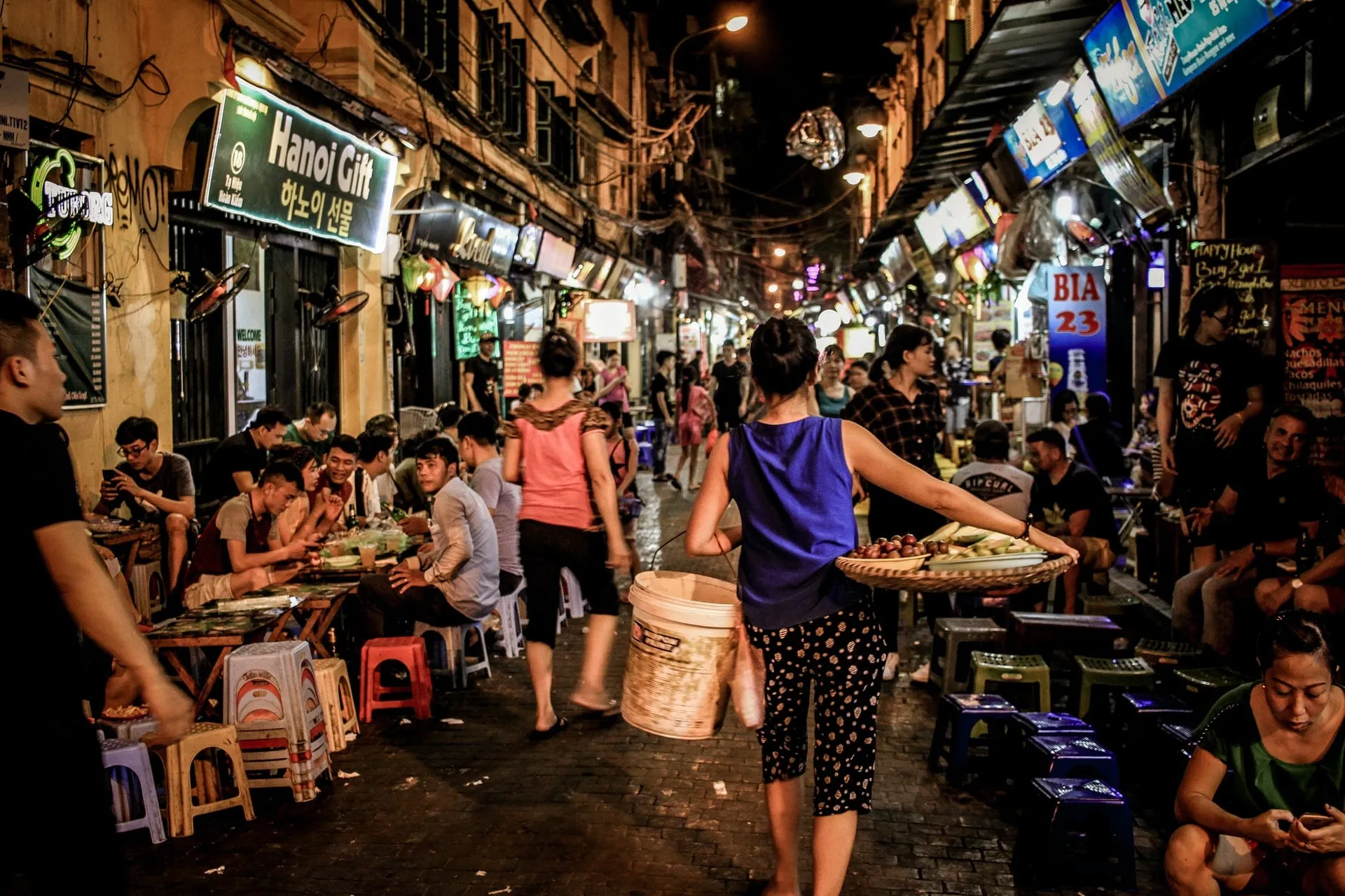 Hanoi night market