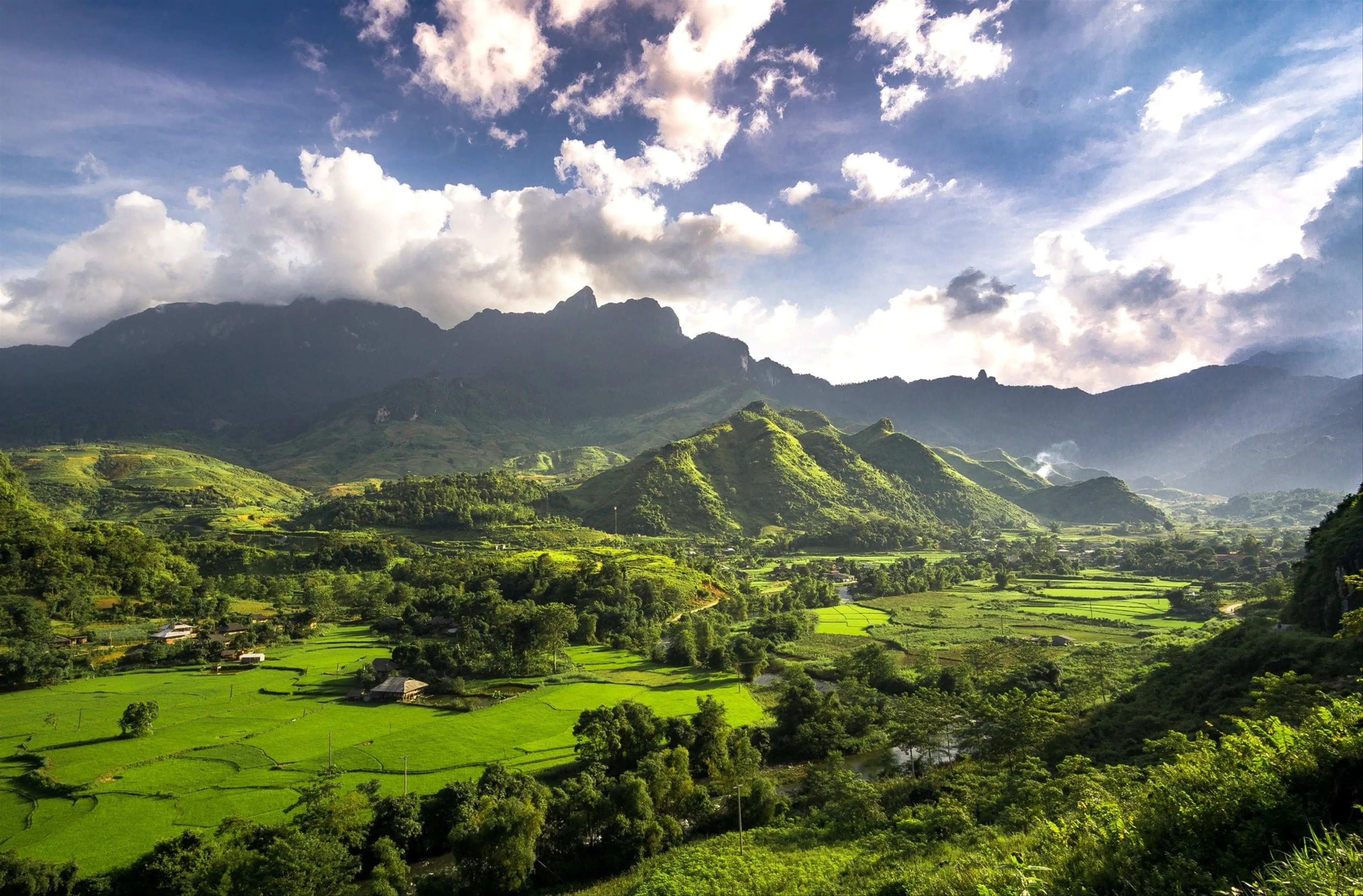 Top 10 Things to do in Vietnam
